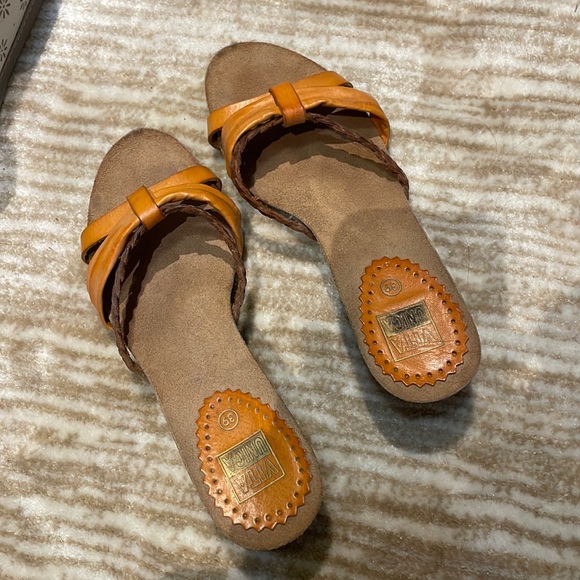 Women's Wedge Shoe- Leather - Picture 1 of 8